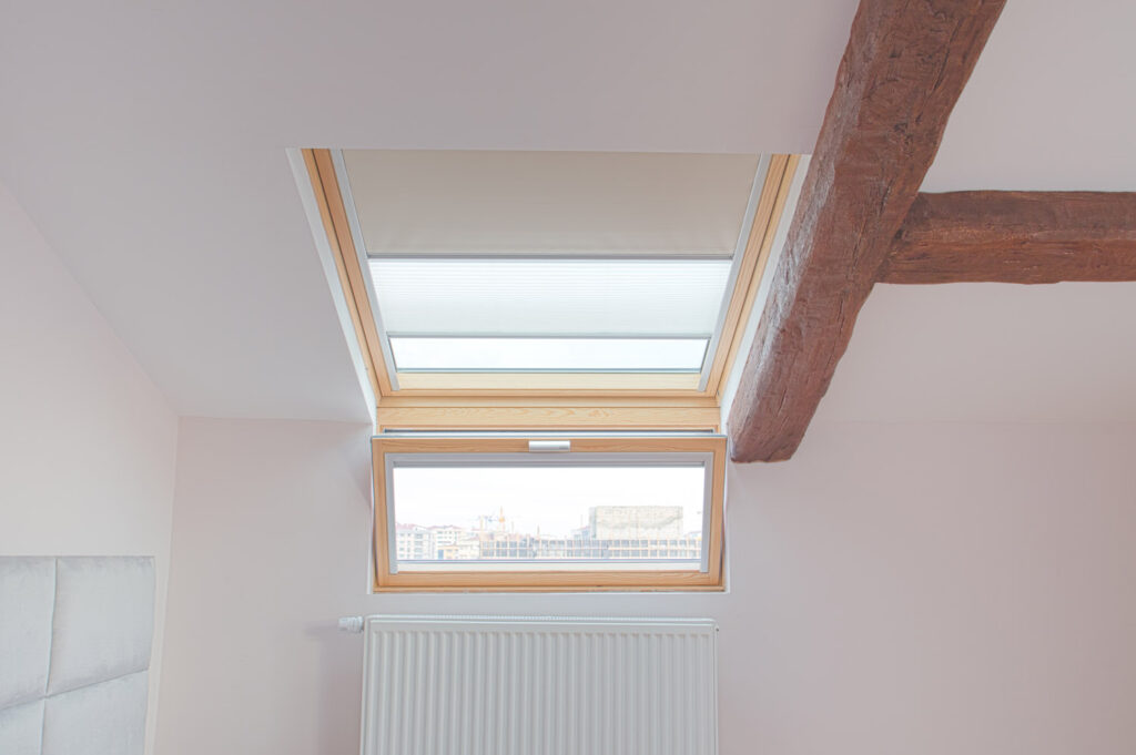 Kumandalı Çatı Penceresi